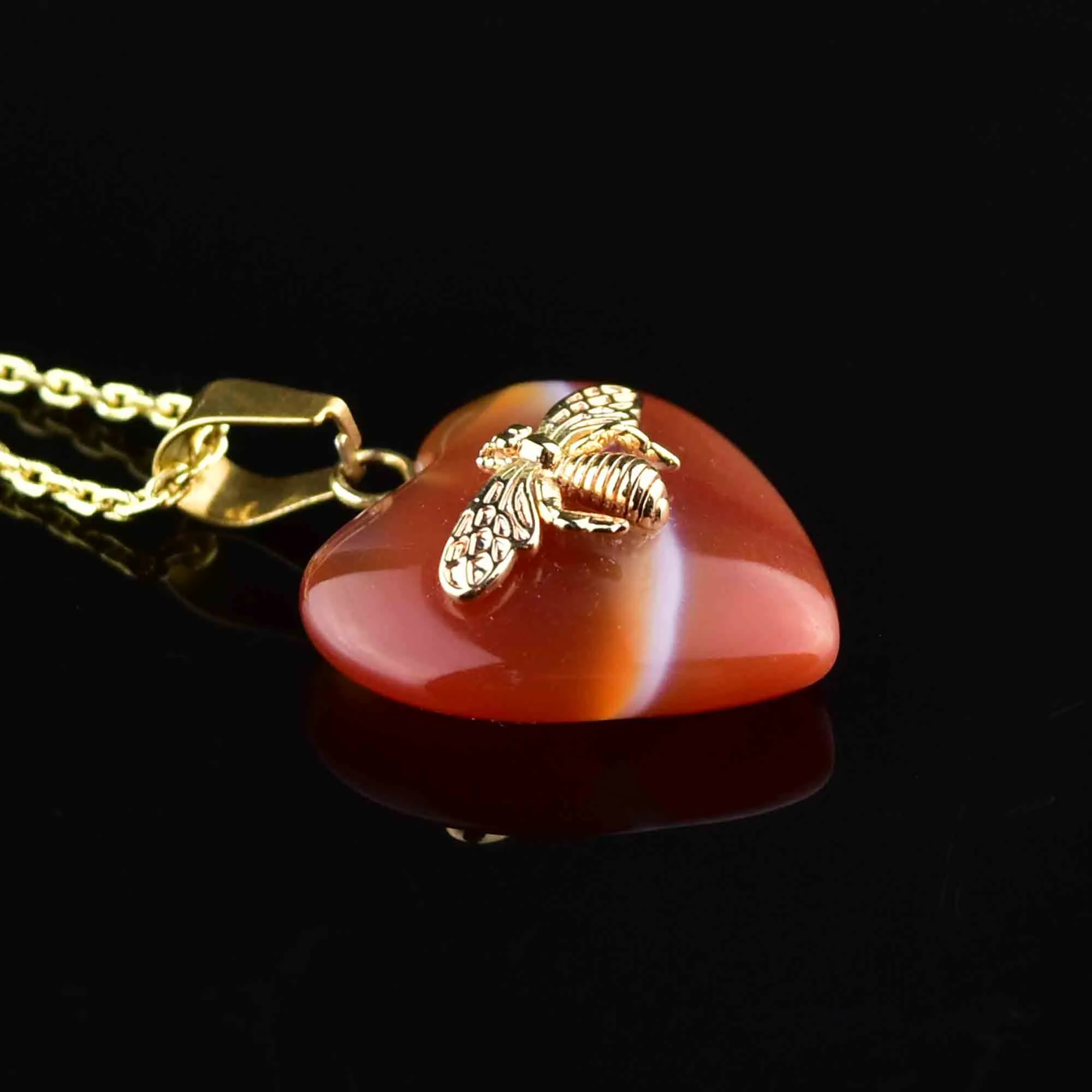 Art Deco Style Gilt Bee Banded Agate Heart Necklace