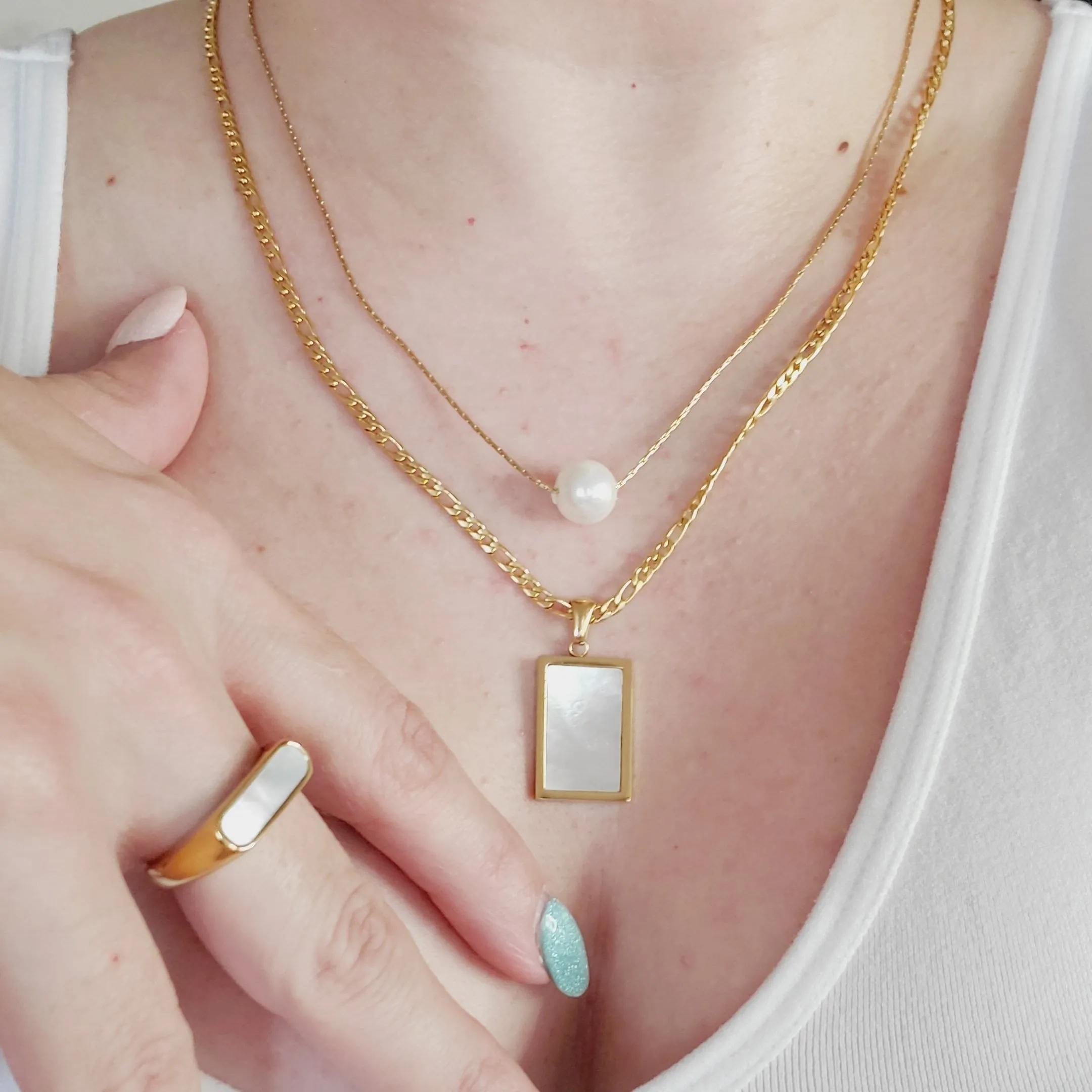 Freya White Necklace