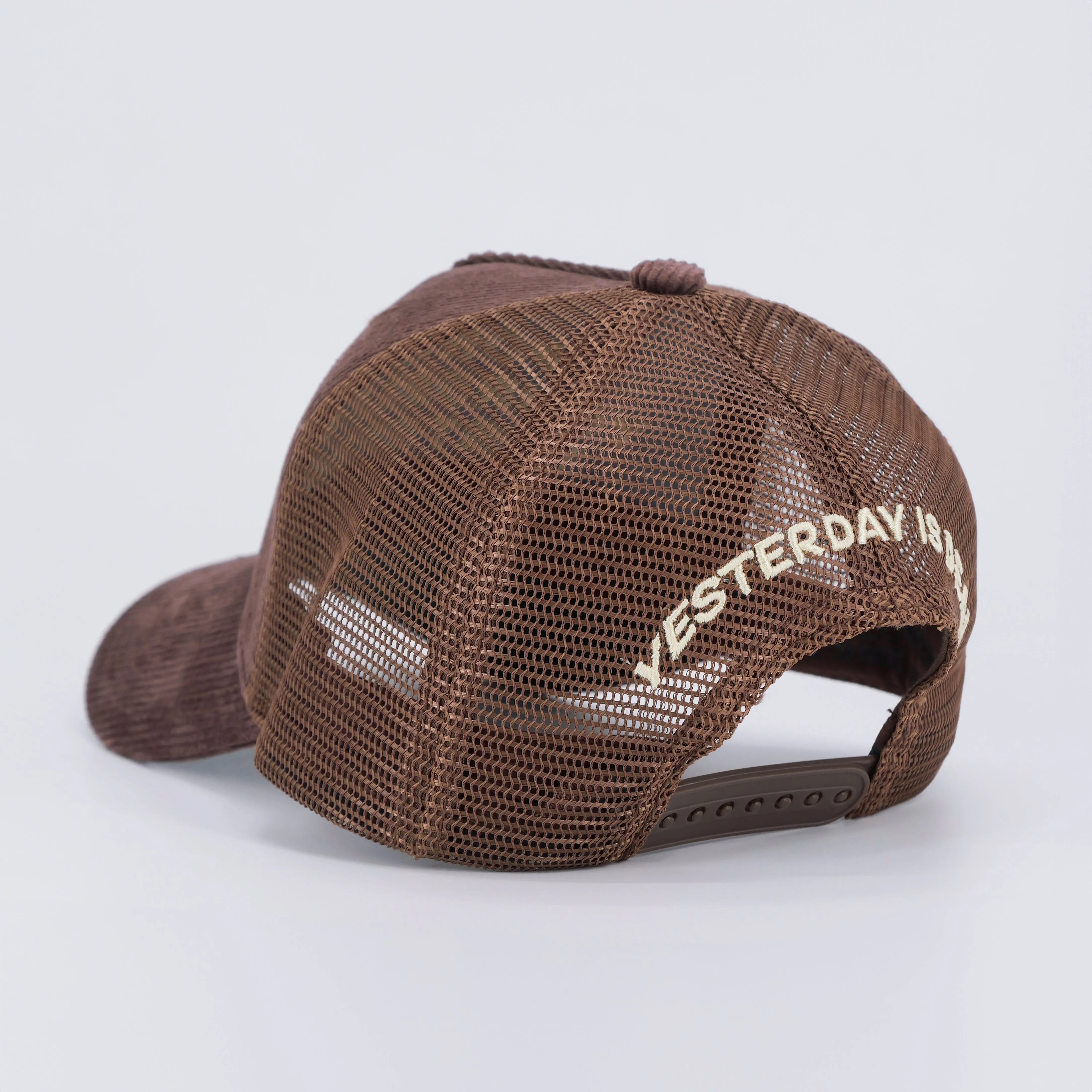 Mantra Corduroy Trucker Mocha