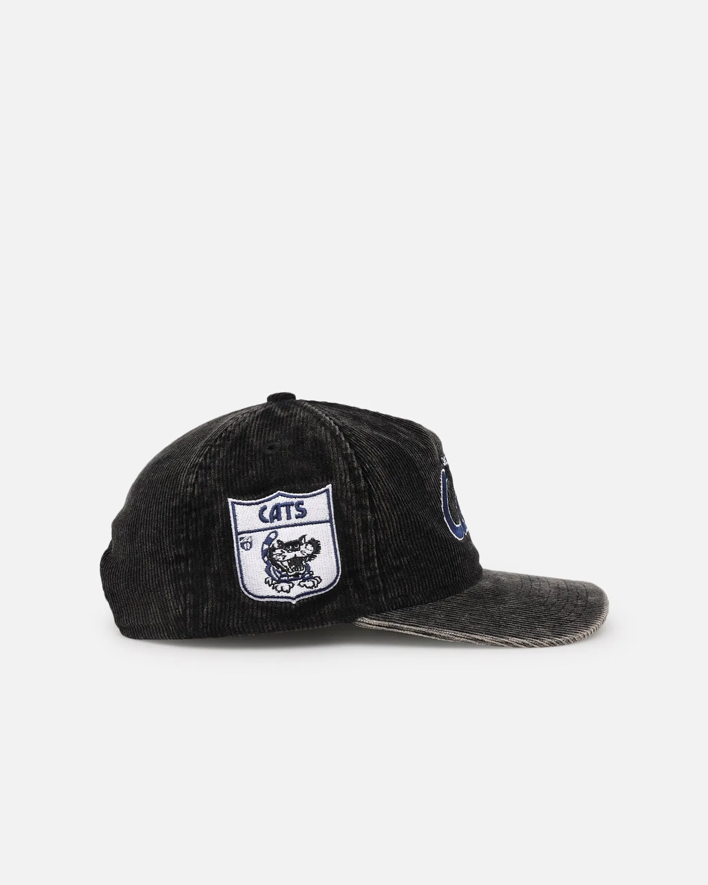 New Era Geelong Cats 'Washed Corduroy' Pre-Curved Golfer Snapback Black/Kelly Green