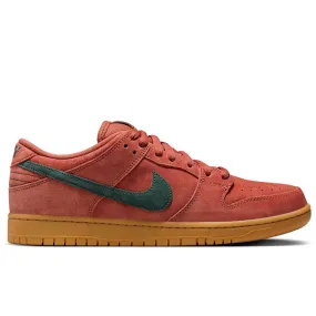 Nike SB Dunk Low Pro