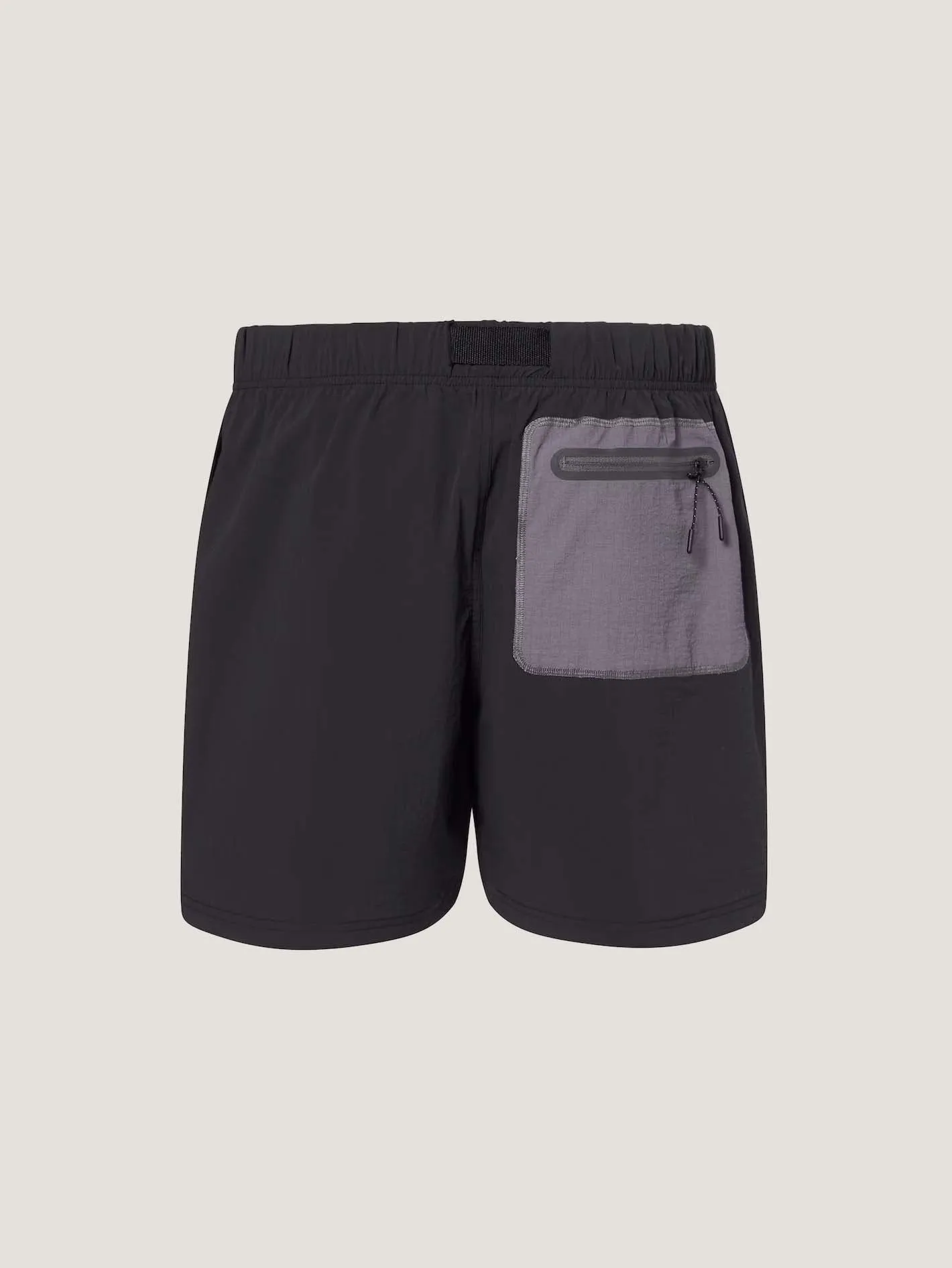 SHORT OAKLEY HOMBRE LATITUDE 18 SHORT