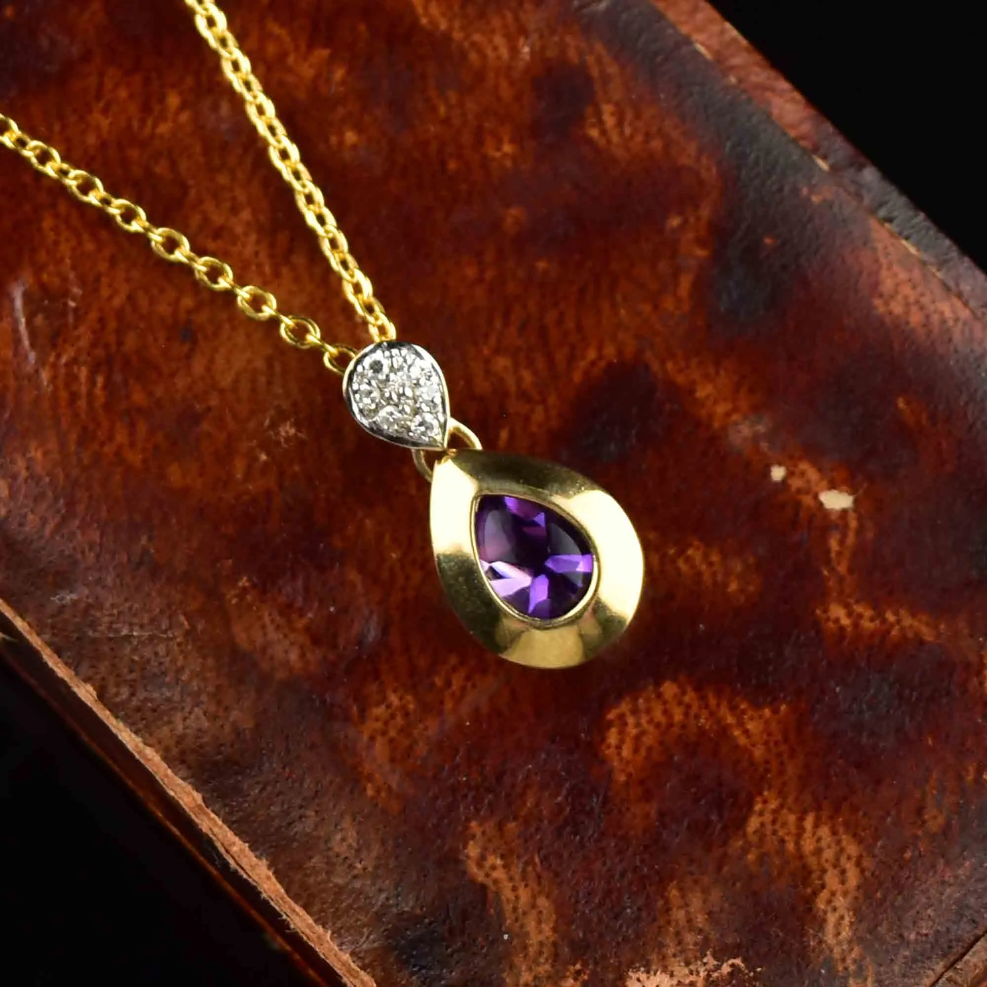 Vintage 14K Gold Diamond Amethyst Pendant Necklace